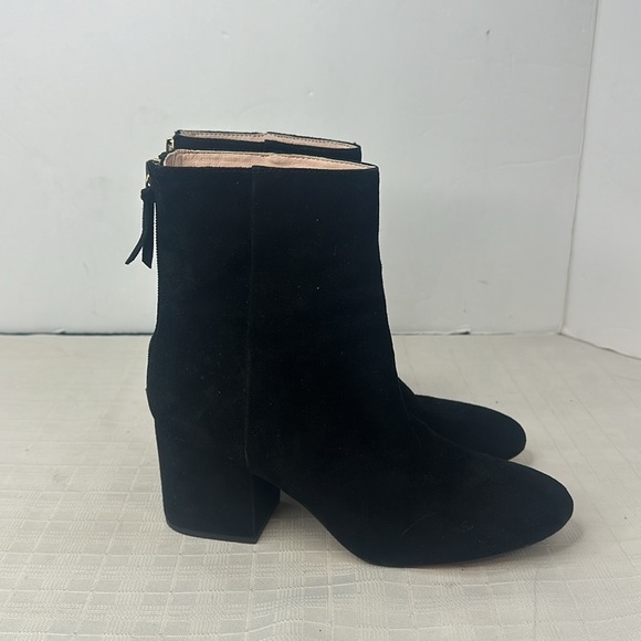 J. CREW Black Suede Minimal Mckay Ankle Boot - Size 7.5 - Picture 2 of 8